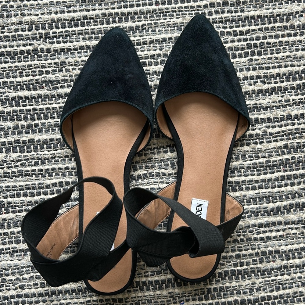 Steve Madden size 9 flats